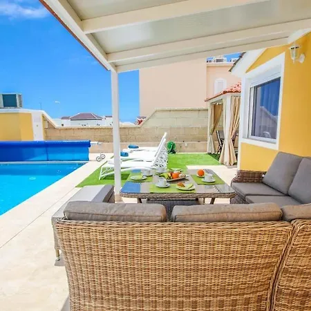 Playa De Fanabe Sleeps 10 Pool Air Con Wifi *